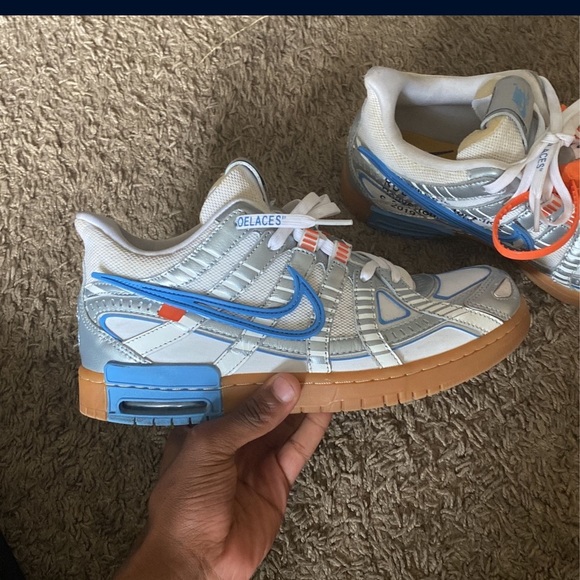 Dunks - Picture 2 of 3